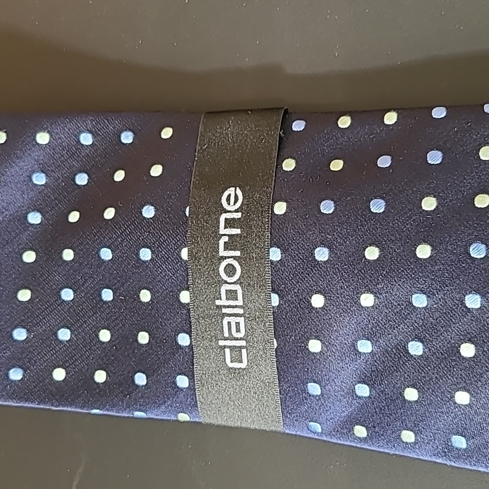 Vintage Brand new 100%silk Claiborne - Picture 2 of 3